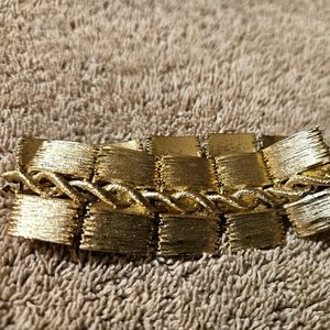 Vintage Lisner Silver Tone Bracelet